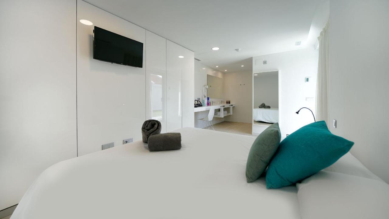 Seven Hotel & Wellness - Gay Men Only Maspalomas  Ngoại thất bức ảnh